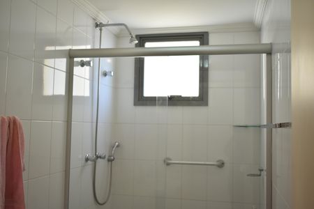 Apartamento à venda com 107m², 3 quartos e 2 vagasBanheiro da Suíte