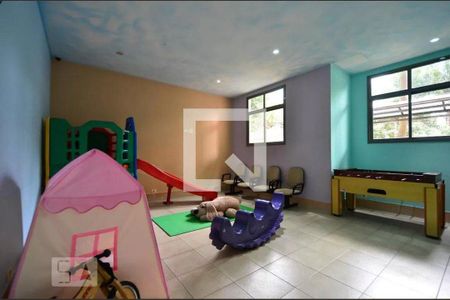 Apartamento à venda com 107m², 3 quartos e 2 vagas Apartamento à venda com 107m², 3 quartos e 2 vagasBrinquedoteca
