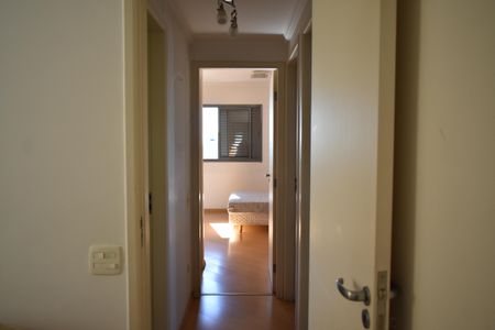 Apartamento à venda com 107m², 3 quartos e 2 vagasCorredor
