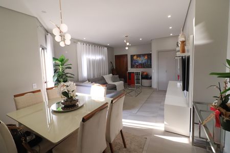 Apartamento à venda com 126m², 4 quartos e 2 vagasSala