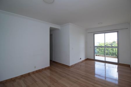 Sala de apartamento para alugar com 3 quartos, 76m² em Picanço, Guarulhos