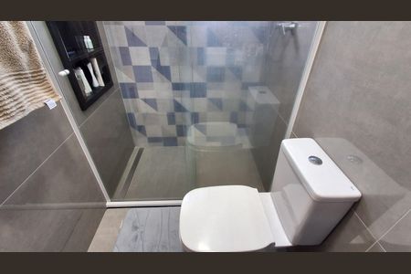 Casa à venda com 206m², 4 quartos e 4 vagasBanheiro Suíte 2