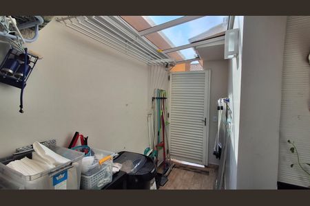 Casa à venda com 206m², 4 quartos e 4 vagasÁrea de Serviço 