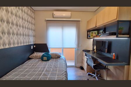 Casa à venda com 206m², 4 quartos e 4 vagasSuíte 2