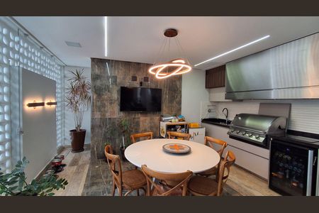Casa à venda com 206m², 4 quartos e 4 vagasÁrea gourmet 