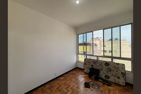 Apartamento à venda com 90m², 3 quartos e 1 vagaQuarto 2