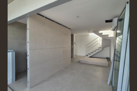 Apartamento para alugar com 2 quartos, 184m² em Recreio dos Bandeirantes, Rio de Janeiro