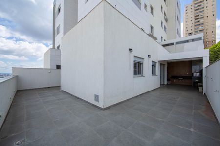 Apartamento para alugar com 130m², 3 quartos e 2 vagasAREA PRIVATIVA