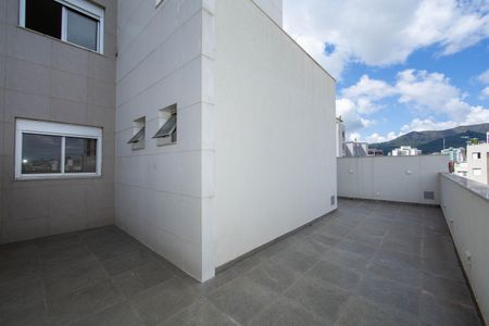 Apartamento para alugar com 130m², 3 quartos e 2 vagasAREA PRIVATIVA