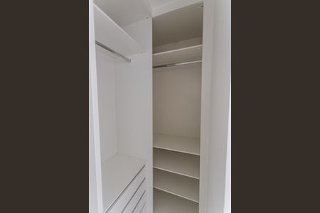 Apartamento para alugar com 130m², 3 quartos e 2 vagasCloset da Suíte
