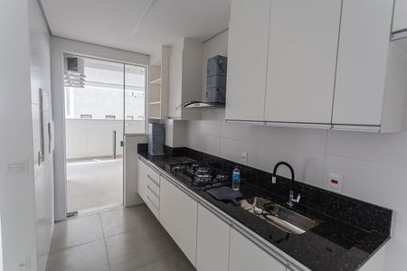 Apartamento para alugar com 130m², 3 quartos e 2 vagasCozinha
