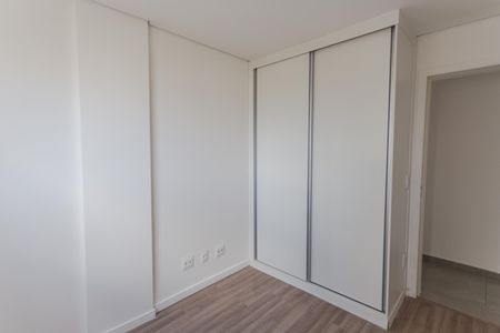 Apartamento para alugar com 130m², 3 quartos e 2 vagasQuarto 2