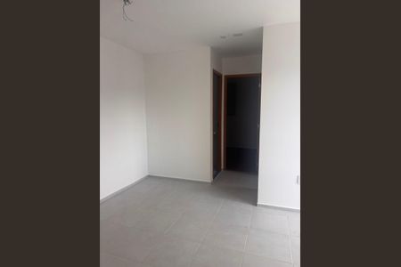 Apartamento à venda com 47m², 2 quartos e 1 vaga Apartamento à venda com 47m², 2 quartos e 1 vagaSala