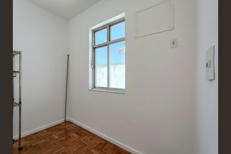 Apartamento para alugar com 101m², 2 quartos e 1 vaga Apartamento para alugar com 101m², 2 quartos e 1 vagaQuarto de Serviço