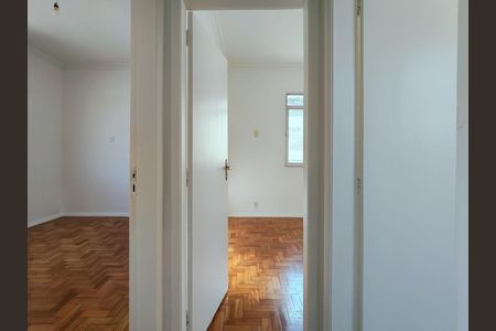 Apartamento para alugar com 101m², 2 quartos e 1 vaga Apartamento para alugar com 101m², 2 quartos e 1 vagaCorredor