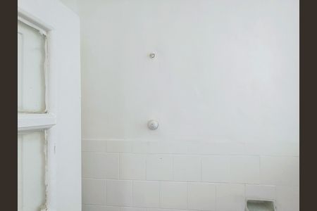 Apartamento para alugar com 101m², 2 quartos e 1 vaga Apartamento para alugar com 101m², 2 quartos e 1 vagaBanheiro de serviço