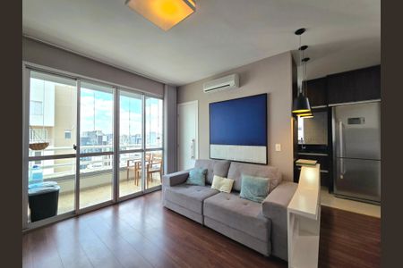 Apartamento à venda com 70m², 2 quartos e 2 vagasSala