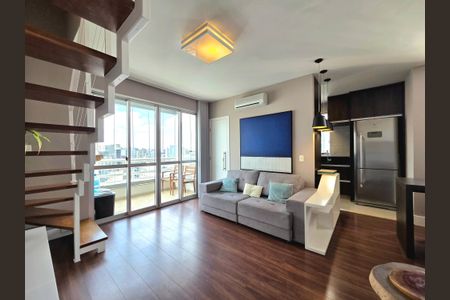 Apartamento à venda com 70m², 2 quartos e 2 vagasSala