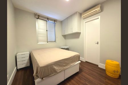 Apartamento à venda com 70m², 2 quartos e 2 vagasSuíte 1