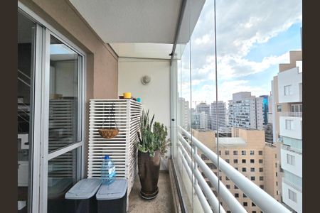 Apartamento à venda com 70m², 2 quartos e 2 vagasVaranda