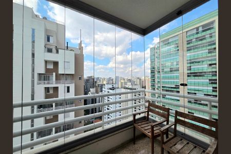 Apartamento à venda com 70m², 2 quartos e 2 vagasVaranda