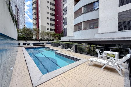 Apartamento para alugar com 105m², 1 quarto e 2 vagas Apartamento para alugar com 105m², 1 quarto e 2 vagasÁrea comum - Piscina