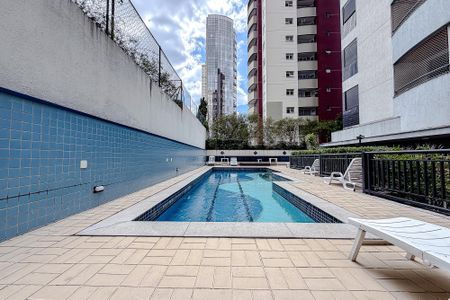 Apartamento para alugar com 105m², 1 quarto e 2 vagas Apartamento para alugar com 105m², 1 quarto e 2 vagasÁrea comum - Piscina
