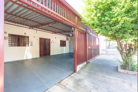 Casa à venda com 120m², 3 quartos e 4 vagasGaragem