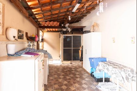 Casa à venda com 120m², 3 quartos e 4 vagasÁrea de Serviço