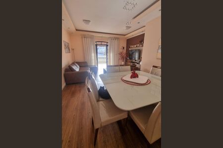 Casa à venda com 3 quartos, 297m² em Jardim Las Vegas, Santo André