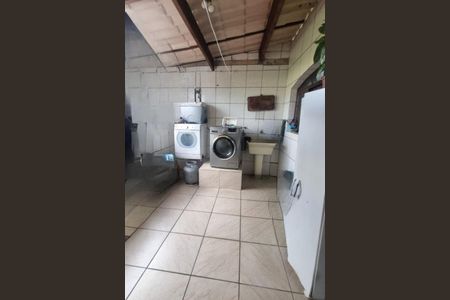 Casa à venda com 297m², 3 quartos e 8 vagas