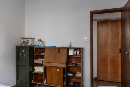 Casa à venda com 217m², 3 quartos e 5 vagasQuarto 2