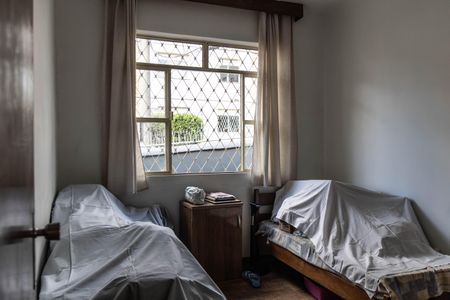 Casa à venda com 217m², 3 quartos e 5 vagasQuarto 2