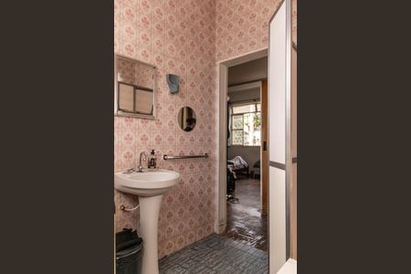 Casa à venda com 217m², 3 quartos e 5 vagasBanheiro