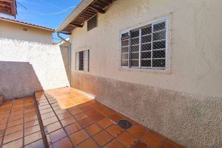 Casa à venda com 250m², 3 quartos e 3 vagasQuintal