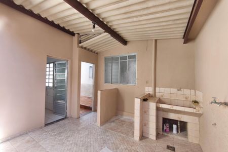 Casa à venda com 250m², 3 quartos e 3 vagasÁrea de Serviço