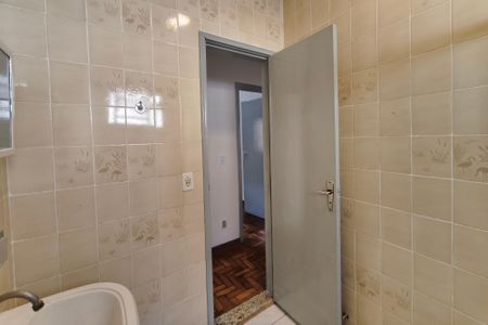 Casa à venda com 250m², 3 quartos e 3 vagasBanheiro