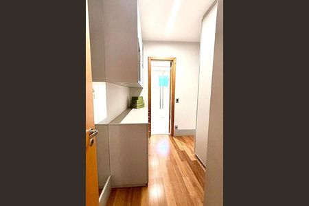 Apartamento à venda com 177m², 3 quartos e 3 vagas