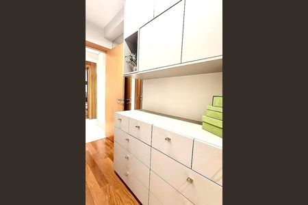 Apartamento à venda com 177m², 3 quartos e 3 vagas
