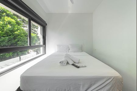 Quarto de kitnet/studio à venda com 1 quarto, 25m² em Campo Belo, São Paulo