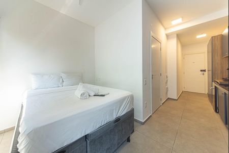 Quarto de kitnet/studio à venda com 1 quarto, 25m² em Campo Belo, São Paulo