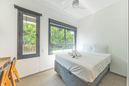 Quarto de kitnet/studio à venda com 1 quarto, 25m² em Campo Belo, São Paulo