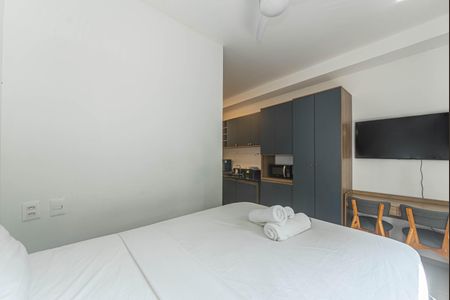 Quarto de kitnet/studio à venda com 1 quarto, 25m² em Campo Belo, São Paulo