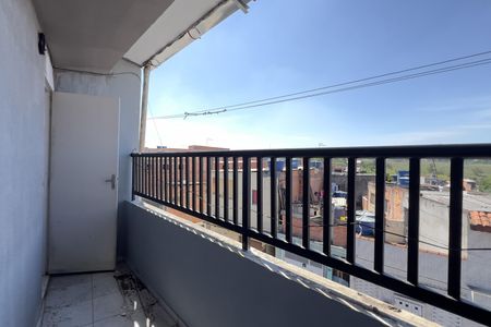 Varanda de casa para alugar com 2 quartos, 55m² em Parque Maria Helena, Guarulhos