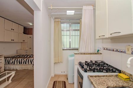 Studio para alugar com 35m², 1 quarto e sem vaga Studio para alugar com 35m², 1 quarto e sem vagaCozinha