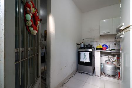 Cozinha de casa para alugar com 1 quarto, 50m² em Vila Caju, São Paulo