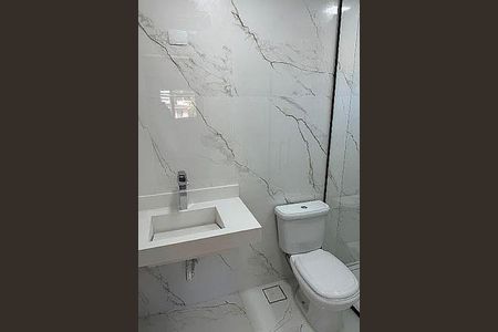 Casa à venda com 4 quartos, 238m² em Jardim Peri, São Paulo