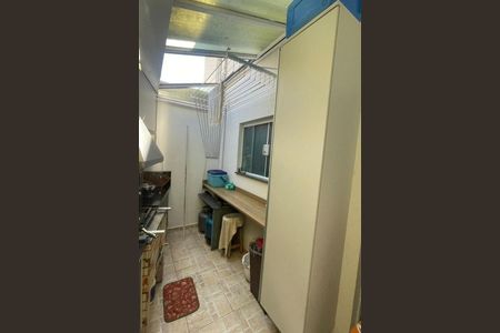 Casa à venda com 3 quartos, 104m² em Vila Alzira, Santo André