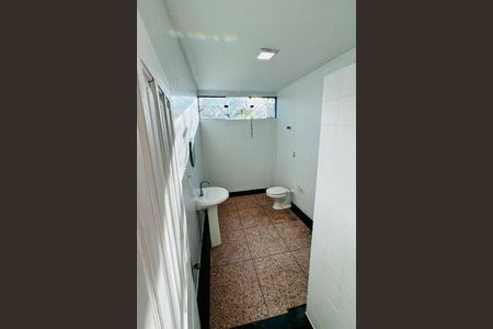 Casa à venda com 2 quartos, 156m² em Parque Central, Santo André