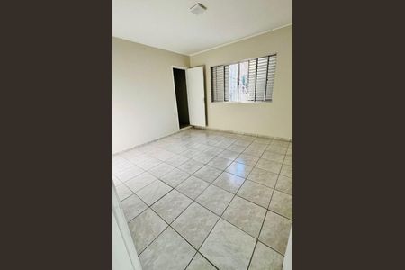 Casa à venda com 2 quartos, 156m² em Parque Central, Santo André